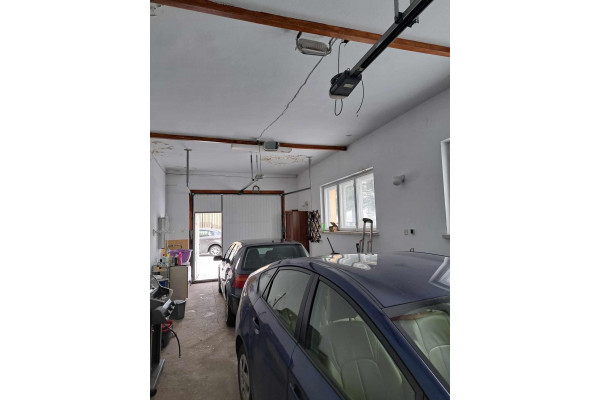 proszowicki, Koniusza, Posądza, Dom z halą, okolice Proszowic, dz. 1,19 ha