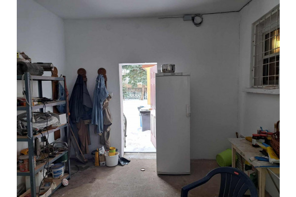 proszowicki, Koniusza, Posądza, Dom z halą, okolice Proszowic, dz. 1,19 ha