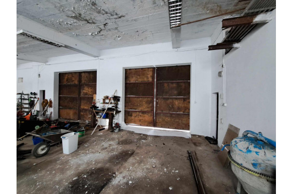 proszowicki, Koniusza, Posądza, Dom z halą, okolice Proszowic, dz. 1,19 ha