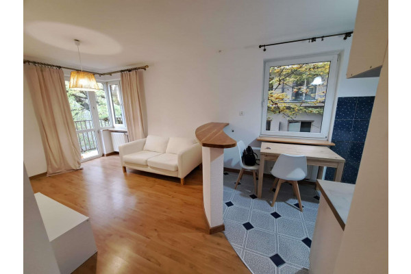 małopolskie, Krak&oacute;w, Krak&oacute;w-Podg&oacute;rze, Warneńczyka, 2 pokojowe, w sercu starego Podg&oacute;rza.